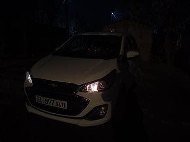 kia xceed: Chevrolet Spark: 2019 г., 1 л, Автомат, Бензин, Хэтчбэк — 5