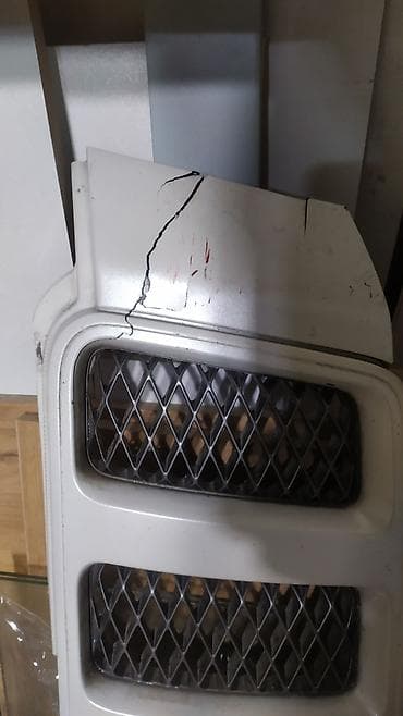 lend cruizer: Решетка радиатора Toyota Б/у, Оригинал — 3