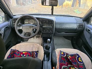 golf 2: Volkswagen Passat Variant: 1994 г., 2 л, Механика, Бензин, Универсал — 9
