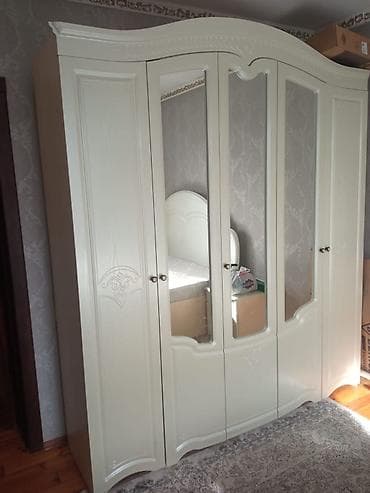 Спальный гарнитур, Б/у, Комод, Двуспальная кровать, Шкаф, Белоруссия, Самовывоз, цвет - Бежевый