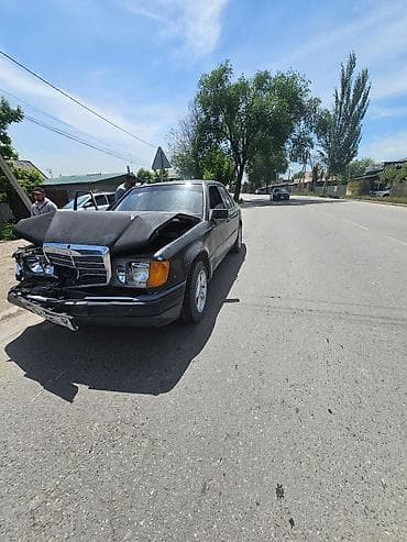 Mercedes-Benz W124: 1991 г., 2 л, Кол менен иштөөчү, Бензин, Седан