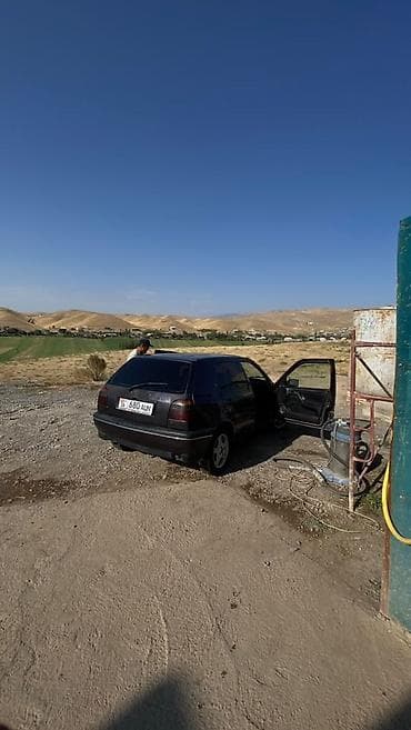 бурана гранд: Volkswagen Golf: 1994 г., Хэтчбэк — 8