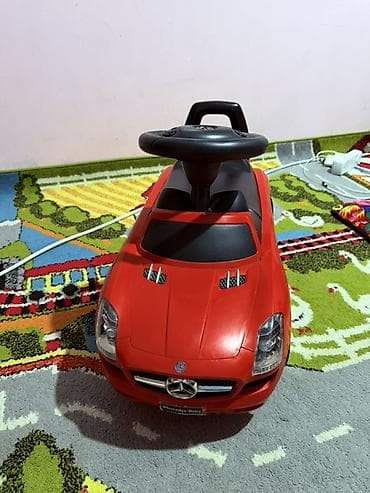 Балдар самокаттары: Детская машинка-каталка Mercedes-Benz, красная - Тип: каталка для — 2