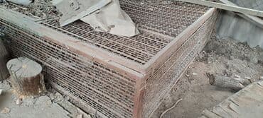 я ищу кроликов: Продаю клетки для кроликов дл1,26 ширина 0,85 выс 105 большая — 3