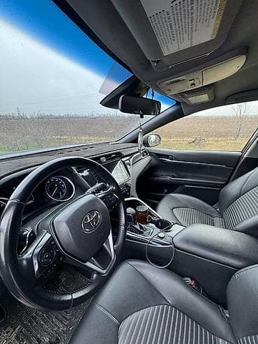 mini cooper: Toyota Camry: 2018 г., 2.5 л, Автомат, Бензин, Седан — 10