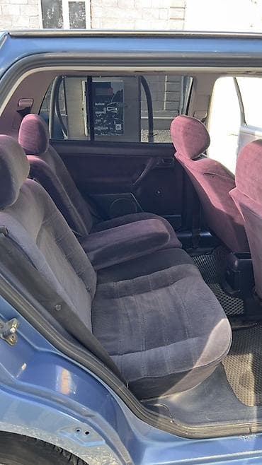 matiz diska: Volkswagen Vento: 1993 г., 1.8 л, Механика, Газ, Седан — 9