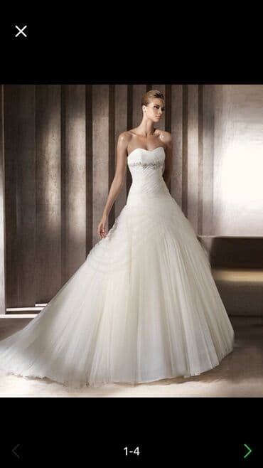 эксклюзивное свадебное платье ручной работы: Свадебное платье, Pronovias, S, С фатой, Со шлейфом, Дизайнерское, А-силуэт, Испания, Кружево, Камни Swarovski, Б/у — 3