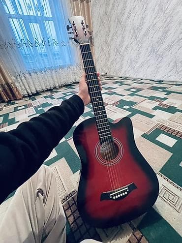 Акустическая гитара дредноут с вырезом (cutaway), 6 струн