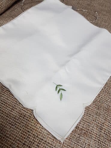 ручная работа салфетка на стол: Продаю скатерть. Новая. Производство Турция. Размер 180×360. В — 4