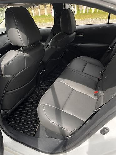 аудио техника: Toyota Corolla: 2020 г., 1.8 л, Вариатор, Гибрид, Седан — 8