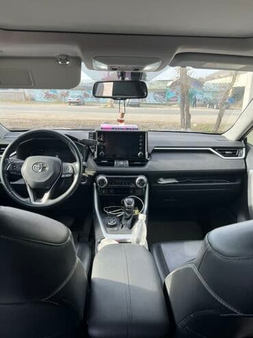 продаю тойота раф4: Toyota RAV4: 2019 г., 2 л, Автомат, Бензин, Кроссовер — 12