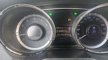 tayota vitz: Hyundai Sonata: 2014 г., Автомат, Седан — 1