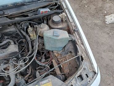 kia sorente: Volkswagen Passat: 1991 г., Механика, Бензин, Универсал — 9