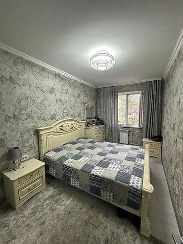 Ашкана буюмдары: Уктоочу бөлмө гарнитуру, Колдонулган, Эки кишилик керебет, Комод, Тумба, Башка өлкө, МДФ, Өзү алып кетүү — 1