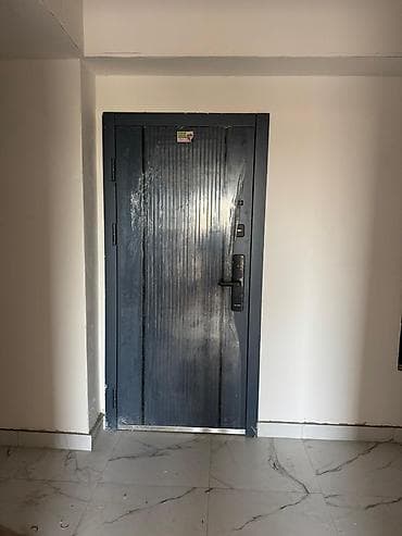 продаю квартиру бишкеке: Продается 1к кв ✨ 📍Адрес: Чокана Валиханова 1/1а Ориентир: Академия — 2