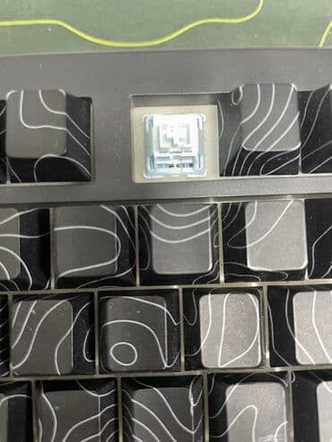 мышь и клавиатура: Клавиатура, Механическая, Bluetooth, Проводное подключение, Размер: 80% — 4