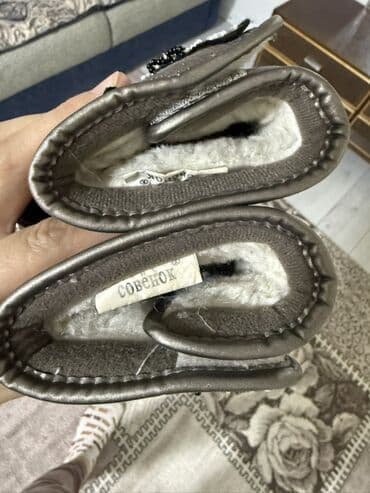 осенний обувь: Детские зимние сапожки «СОВЁНОК», размер 23. Покупала за 2800сом в — 2