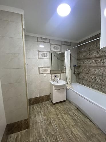 боконбаево: 3 комнаты, 99 м², Золотой квадрат Элитка, 6 этаж, Старый ремонт — 9