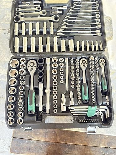 квадратки б у метал: Набор инструментов 151 PCS в пластиковом кейсе Содержимое и — 1