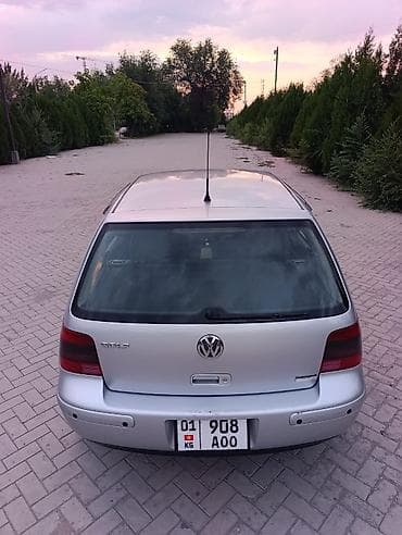 70: Volkswagen Golf: 2002 г., 2 л, Механика, Бензин, Хэтчбэк — 5
