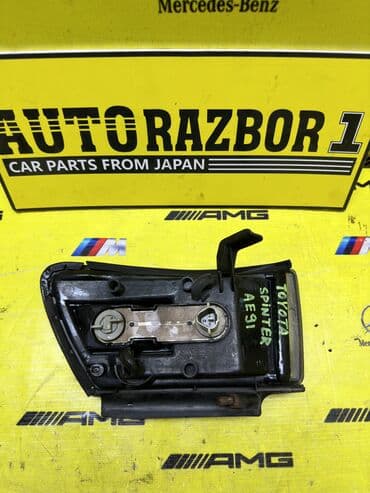 спринтер стоп: Оң поворотник Toyota Колдонулган, Оригинал, Жапония — 2