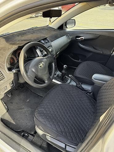 Унаа: Toyota Corolla: 2008 г., 1.4 л, Кол менен иштөөчү, Бензин, Седан — 5