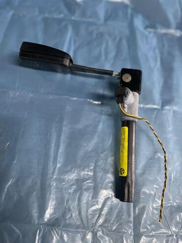 BMW E60 Замок и патрон ремня безопасности Бмв е60 правый руль Японец в