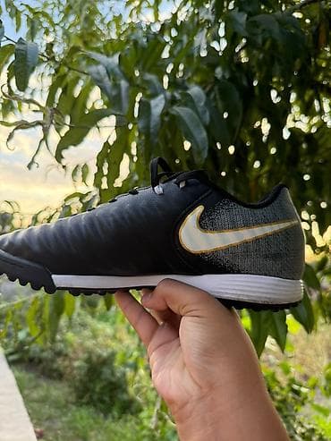 Бутсы: Футбольные бутсы Nike для искусственных покрытий (TF) - Модель — 1
