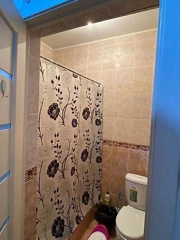 ленинградское: 1 комната, 35 м², 2 этаж, Старый ремонт — 3