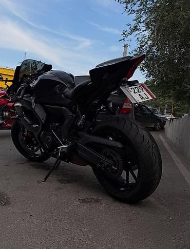 Мототехника: Спортбайк Yamaha, 700 куб. см, Бензин, Чоңдор үчүн — 2