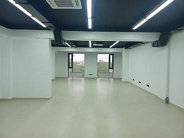 Кыймылсыз мүлк: Кеңселерди ижаралоо, 90 м², Бизнес борборунда, 1-катар — 2