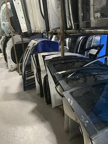 кузов автомобиля: Автозапчасти кузовные – двери, крышки багажника, крылья, капоты, рамки — 1