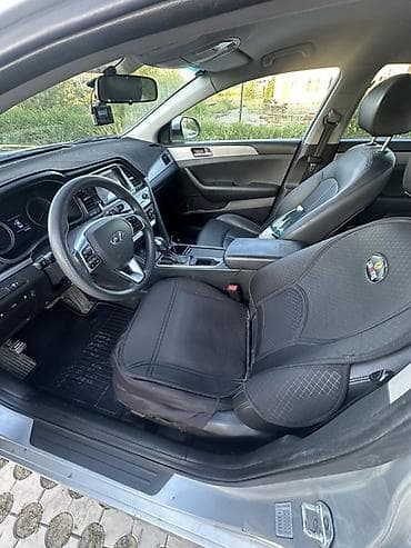 не таксованная: Hyundai Sonata: 2018 г., 2 л, Автомат, Газ, Седан — 9