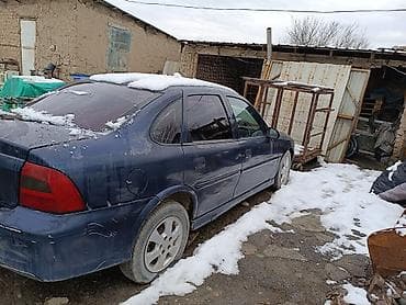 lexus rx400h: Opel Vectra: 2001 г., 1.8 л, Механика, Бензин, Седан — 3