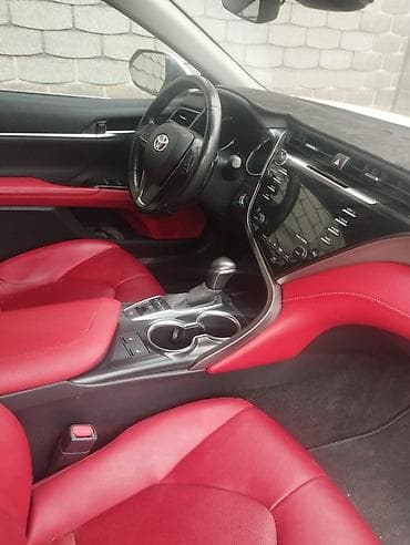 camry 2015: Toyota Camry: 2020 г., Бензин — 6