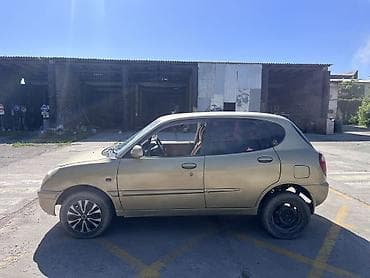 scion xa: Daihatsu Storia: 1998 г., 1 л, Автомат, Бензин, Хэтчбэк — 5