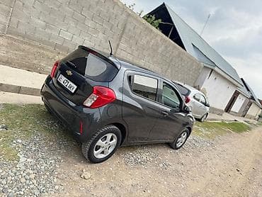 Chevrolet: Chevrolet Spark: 2020 г., 1 л, Вариатор, Бензин, Хэтчбэк — 4