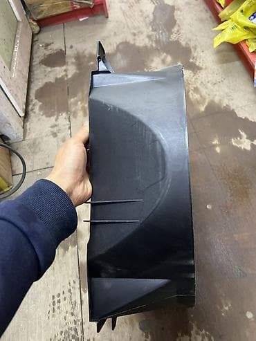 жосткий буксир: Диффузор Mercedes-Benz 1993 г. — 1