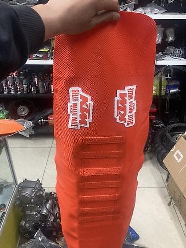 Чехол на сиденье для мотоцикла KTM (эндуро/кросс) - Цвет: оранжевый с