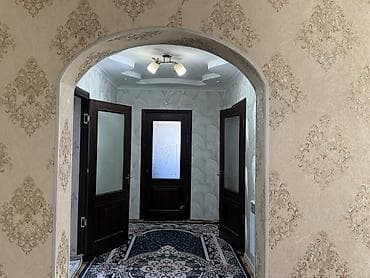 светлая поляна: Продаётся частный дом с большим крытым двором и отдельными — 10