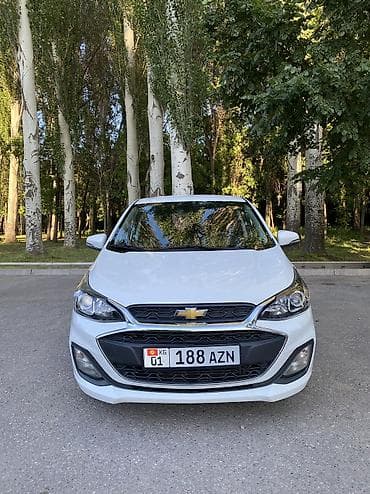 Транспорт: Chevrolet Spark: 2019 г., 1 л, Автомат, Бензин, Хэтчбэк — 2