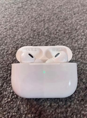 macbook pro m2: Apple AirPods Pro (2‑го поколения) с зарядным кейсом MagSafe (USB‑C) — 4