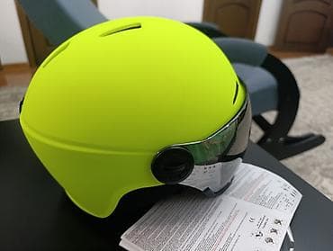 Спорт жана хобби: Продаю новые лыжные/сноубордические шлемы с визором. - Тип: шлем с — 1