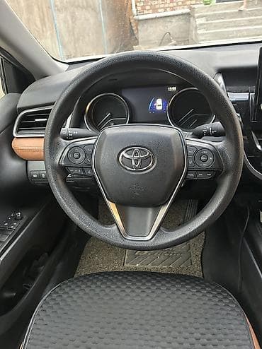 byd e2 2022: Toyota Camry: 2022 г., Вариатор, Гибрид, Седан — 10