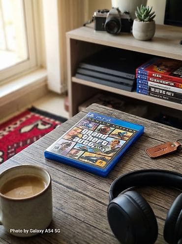 Grand Theft Auto V — Premium Edition (диск Blu‑ray) для PlayStation 4