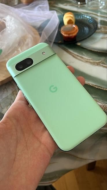 Google Pixel 8a, цвет - Зеленый, eSIM