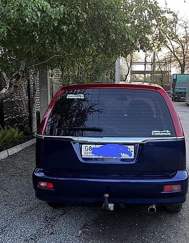 буксировка: Honda Stream: 2002 г., 1.7 л, Механика, Бензин, Минивэн — 3