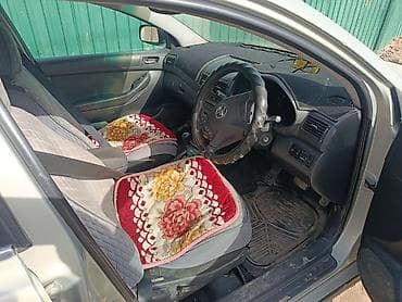 Toyota: Toyota Avensis: 2004 г., 2 л, Автомат, Бензин, Седан — 3