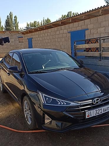 Hyundai Elantra: 2018 г., 1.6 л, Автомат, Бензин, Седан