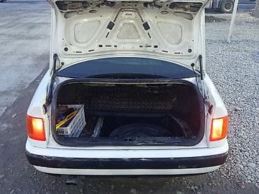 продаю не спеша: Audi S4: 1991 г., 2.3 л, Механика, Бензин, Седан — 5